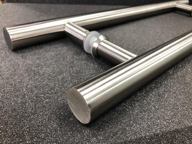 "H" STAINLESS GLASS DOOR PULL HANDLES L:900 X CC:700 X DIA:32MM - QIC Ironmongery 